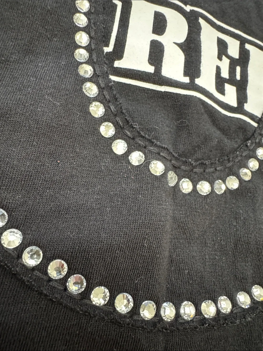 True Religion Black Graphic Crystal embellished Horseshoe logo EUC M/L